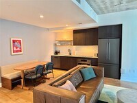 Building Photo - 48 East Ave