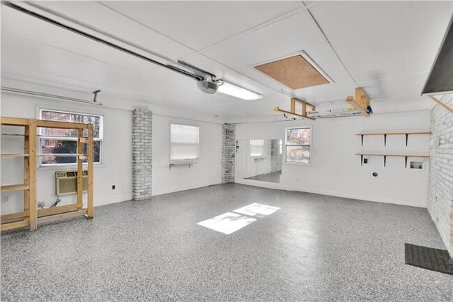 Building Photo - 2301 Echo Hills Cir NE