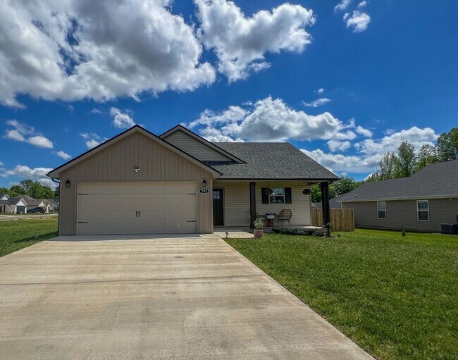 Primary Photo - Charming Ranch-Style Home on a Large Corne...