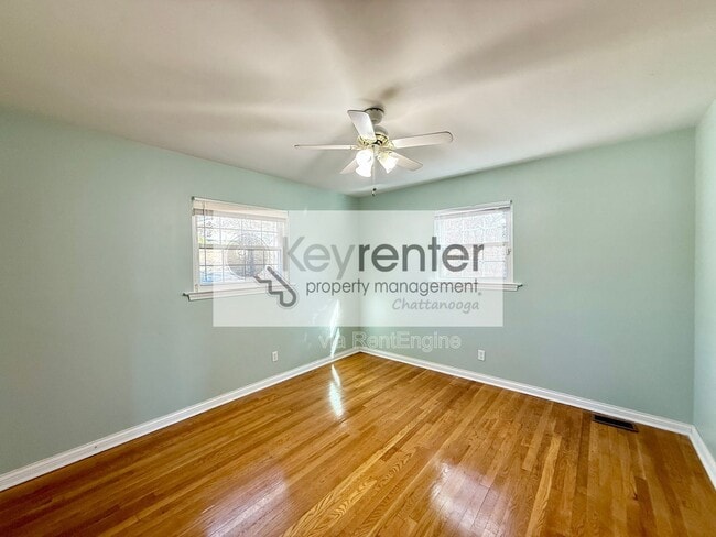 Building Photo - 1322 Koblan Dr