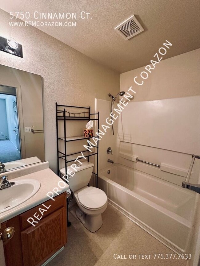 Building Photo - 5750 Cinnamon Ct