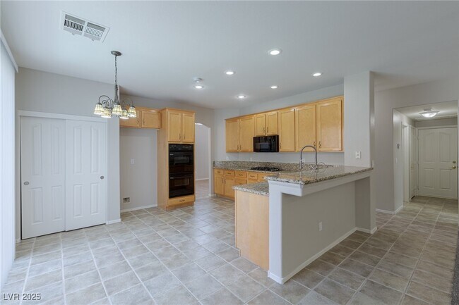 Building Photo - 2317 Sunrise Meadows Dr