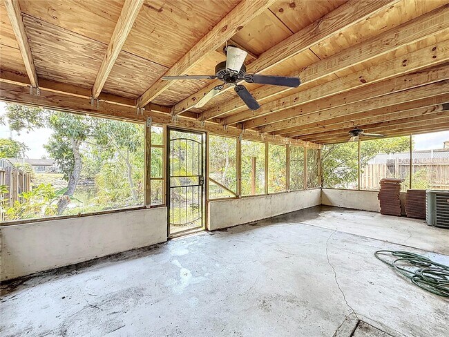 Building Photo - 17372 NW 76th Ct