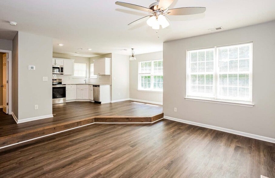 Building Photo - 8618 Berrybrook Ln
