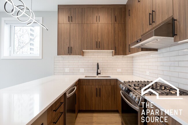 Building Photo - 3738 S Calumet Ave