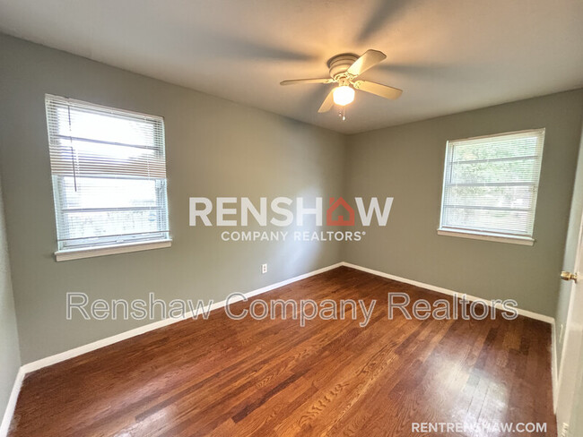 Building Photo - 5472 Lochinvar Rd