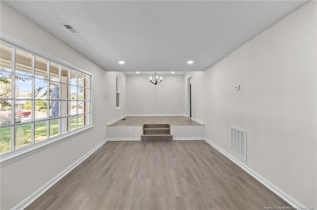 Building Photo - 714 Carnegie Dr