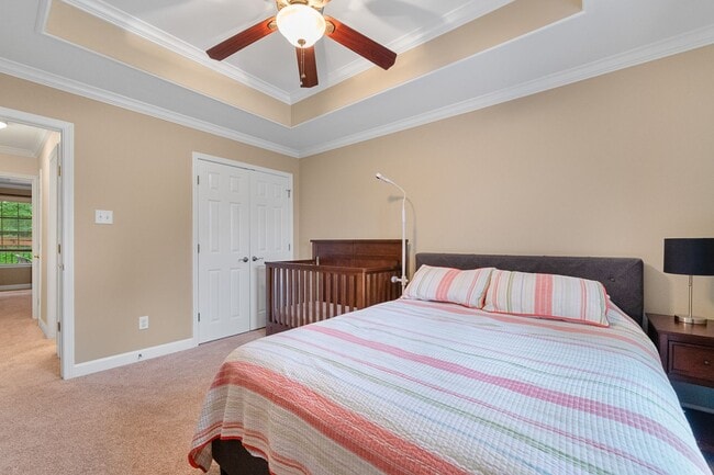 Building Photo - Wonderful Sherwood Home