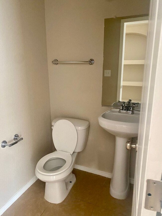 Building Photo - 3742 Piedras Negras - Comfortable Two Story 4 Bedroom Home in Great Location!