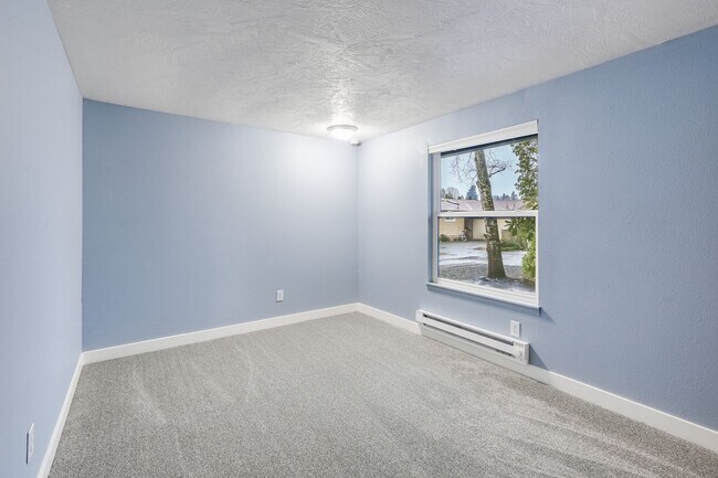 Building Photo - NEW REMODEL ~ Beautiful 3 Bed, 1 Bath Rental Home in Milwaukie!