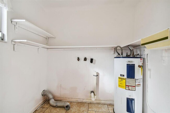 Building Photo - 610 Indian Rocks Rd N