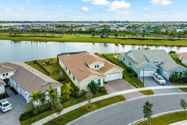 Building Photo - 15964 Whippoorwill Cir