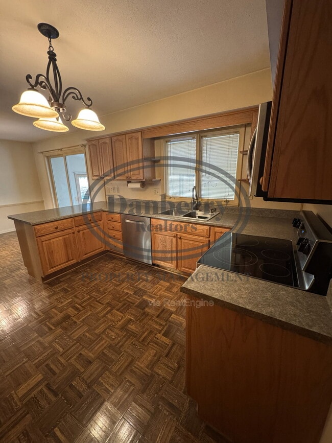 Building Photo - 4258 Co Rd 140