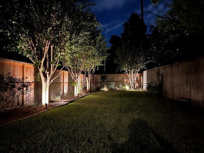 Building Photo - 6 Avenswood Pl