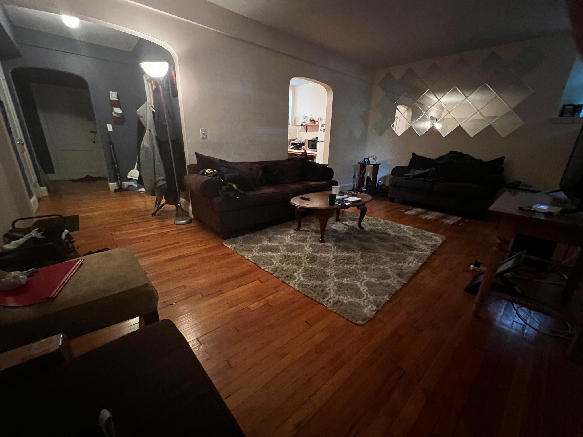 Building Photo - 1559 Beacon St