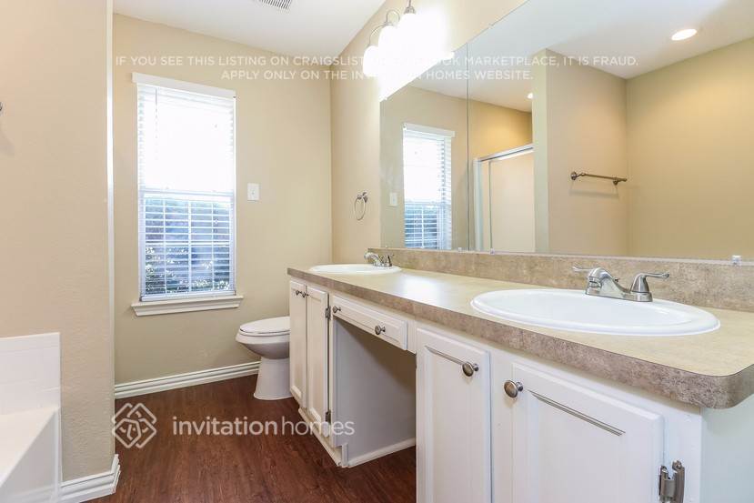 Building Photo - 2702 Whetstone Dr