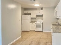 Building Photo - 2292 - Sugarfoot Oaks