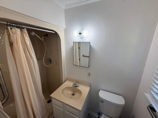 Building Photo - Beautiful Ranch home in Concord