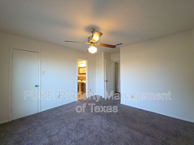 Building Photo - 304 McClendon Dr