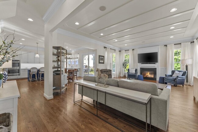Building Photo - 4039 Cray Dr
