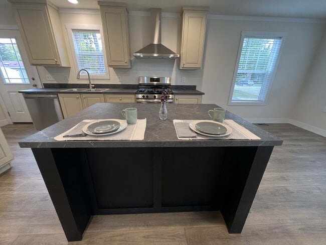 Building Photo - 17 Video Ct