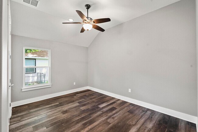 Building Photo - Modern Living Meets Small-Town Texas Charm