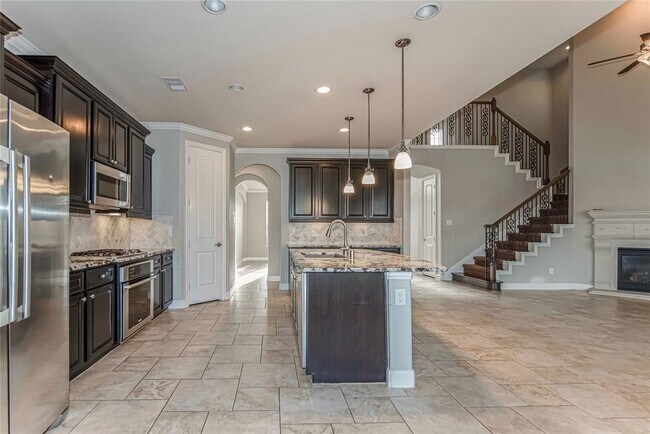 Building Photo - 17938 Fernwood Bend Dr