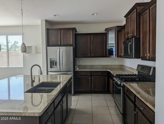 Building Photo - 9799 W Cashman Dr