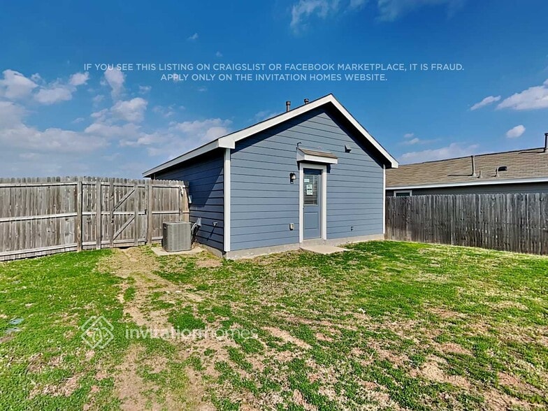 Building Photo - 2930 Greenhorn Ave