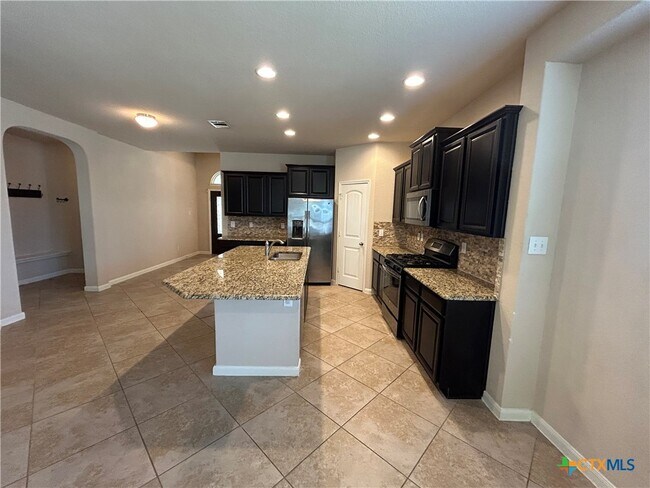 Building Photo - 3013 Sandstone Way