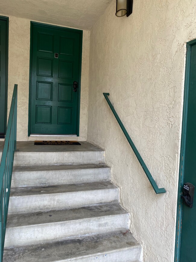 Building Photo - 6456 Cavalleri Rd