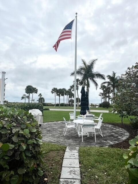 Building Photo - 40 NE Plantation Rd