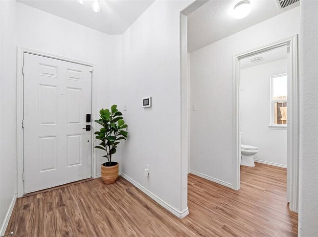 Building Photo - 21412 Wilmiller Ln