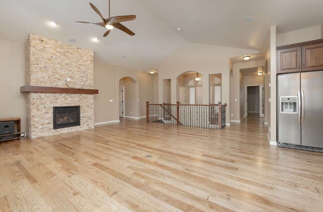 Building Photo - Stunning 3-Bed, 3-Bath Retreat with dedica...