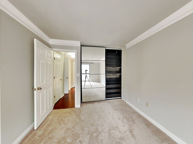 Building Photo - 3201 Lenox Rd NE