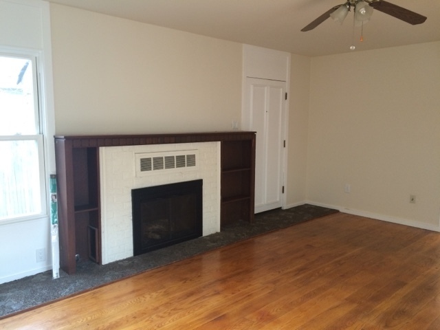 Building Photo - Charming Duplex Around The Corner From The...