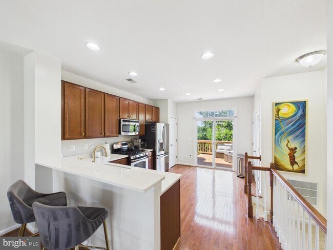 Building Photo - 15653 John Diskin Cir