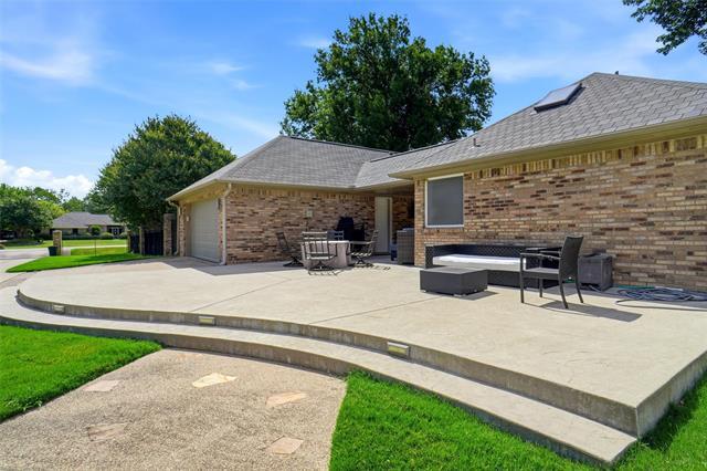 Building Photo - 1362 Cross Timber Dr