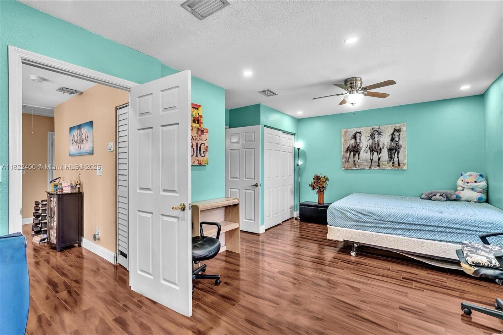 Building Photo - 16408 Sapphire Pl
