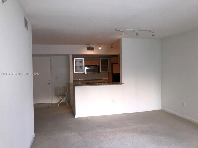 Building Photo - 1 bedroom in Aventura FL 33180