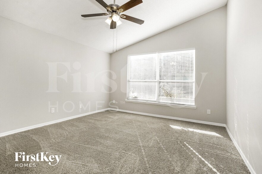 Building Photo - 1689 Austin Ln