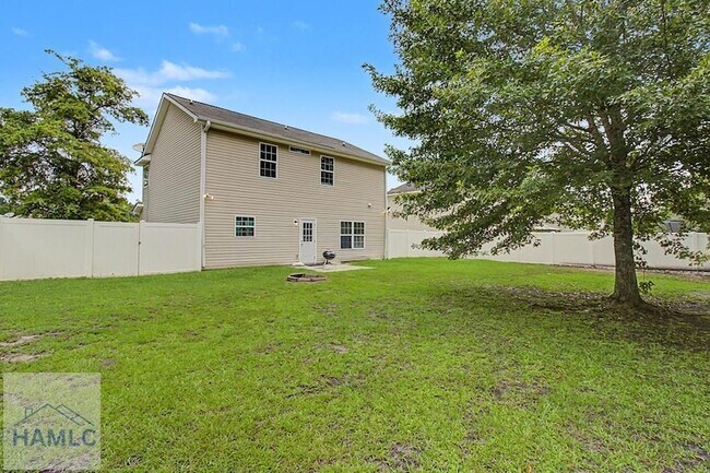 Building Photo - 1221 Peacock Trail