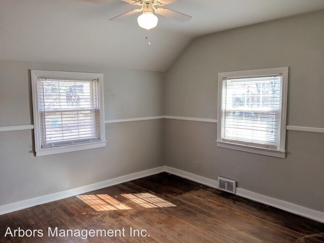 Building Photo - 3 br, 1.5 bath House - 3806 Greensburg Pike