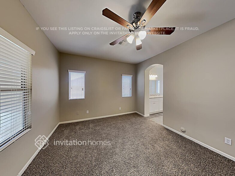 Building Photo - 17021 W Cocopah St