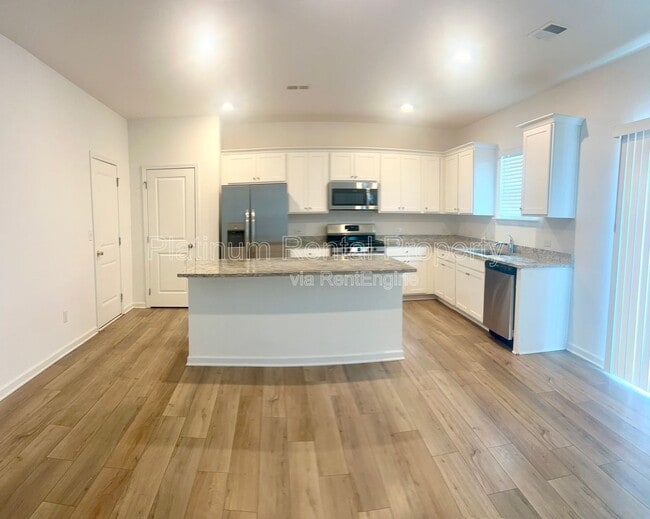Building Photo - 3843 Rustic Barn Wy