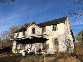 Building Photo - GOLCONDA, IL - 2.5 Acres & county house- ONLY $699 DOWN / $399.30 MONTH