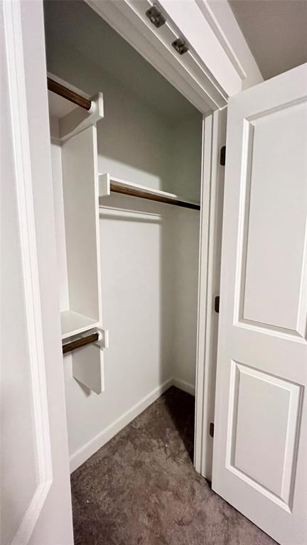 Building Photo - 600 Knopper St