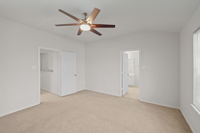 Building Photo - 6413 Dawson Creek Dr