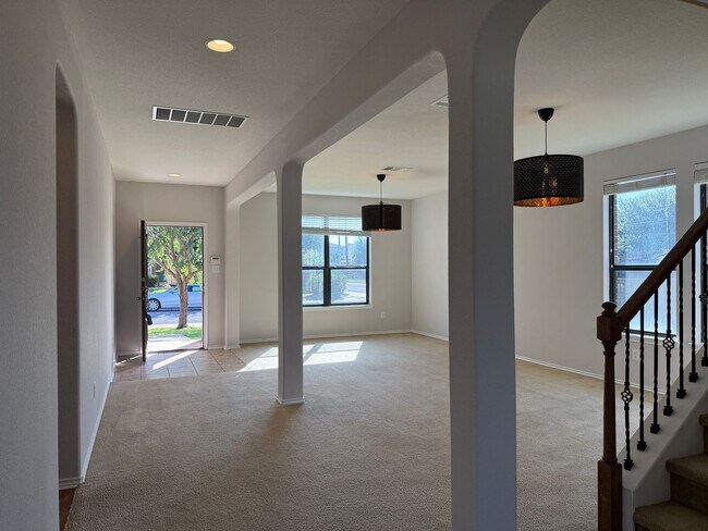 Building Photo - 2250 Howry Dr