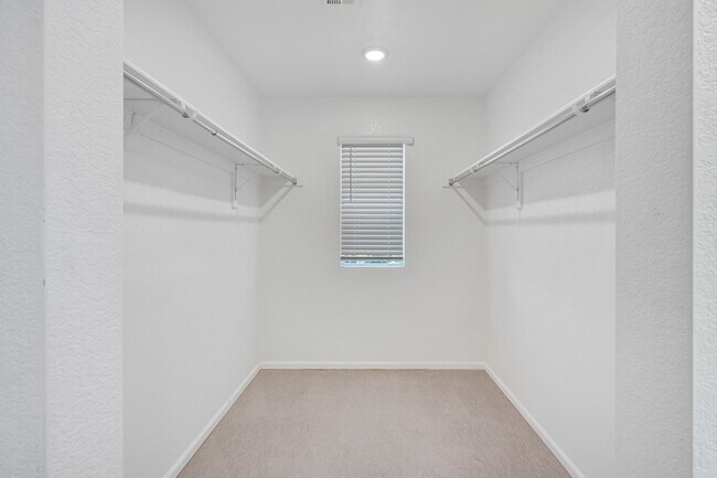 Building Photo - 21072 E 60th Ave